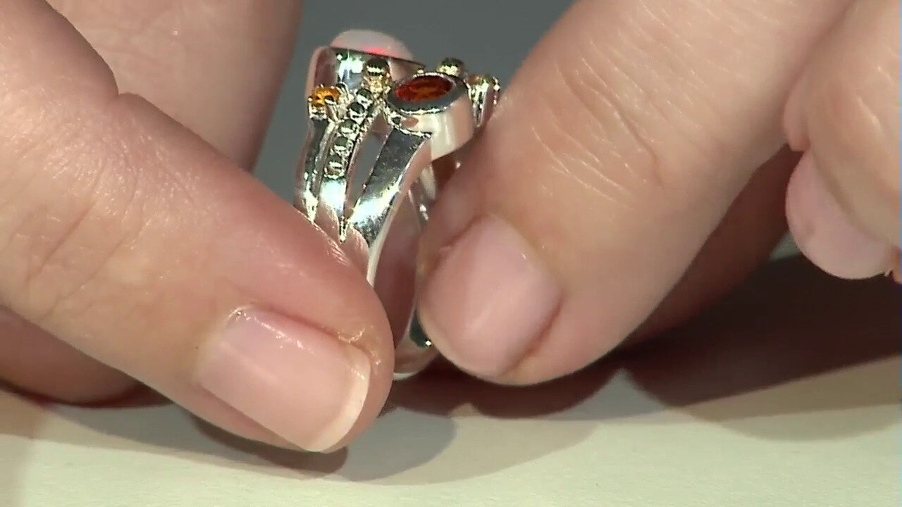 Video Zilveren ring met een Welo-opaal (Granulieren)