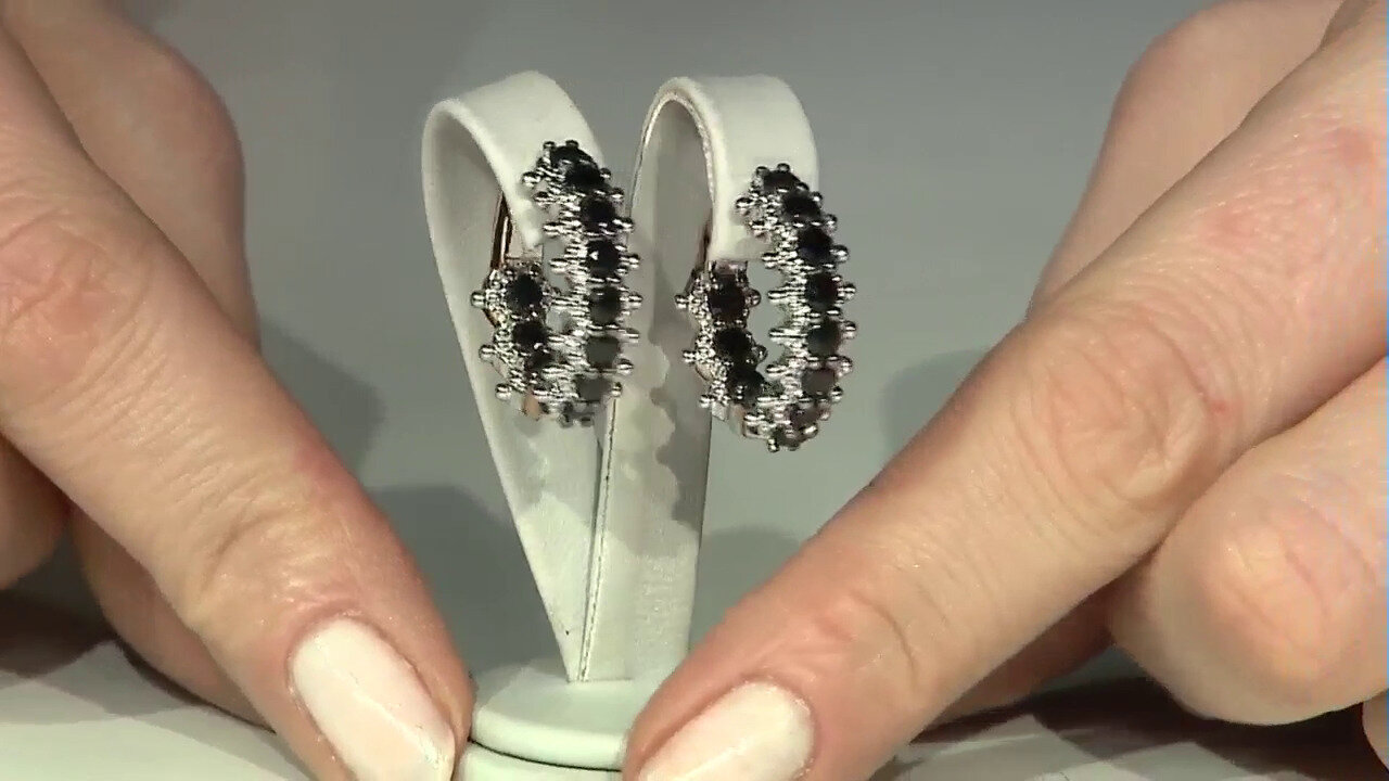Video Zilveren oorbellen met zwarte spinelstenen (Dallas Prince Designs)