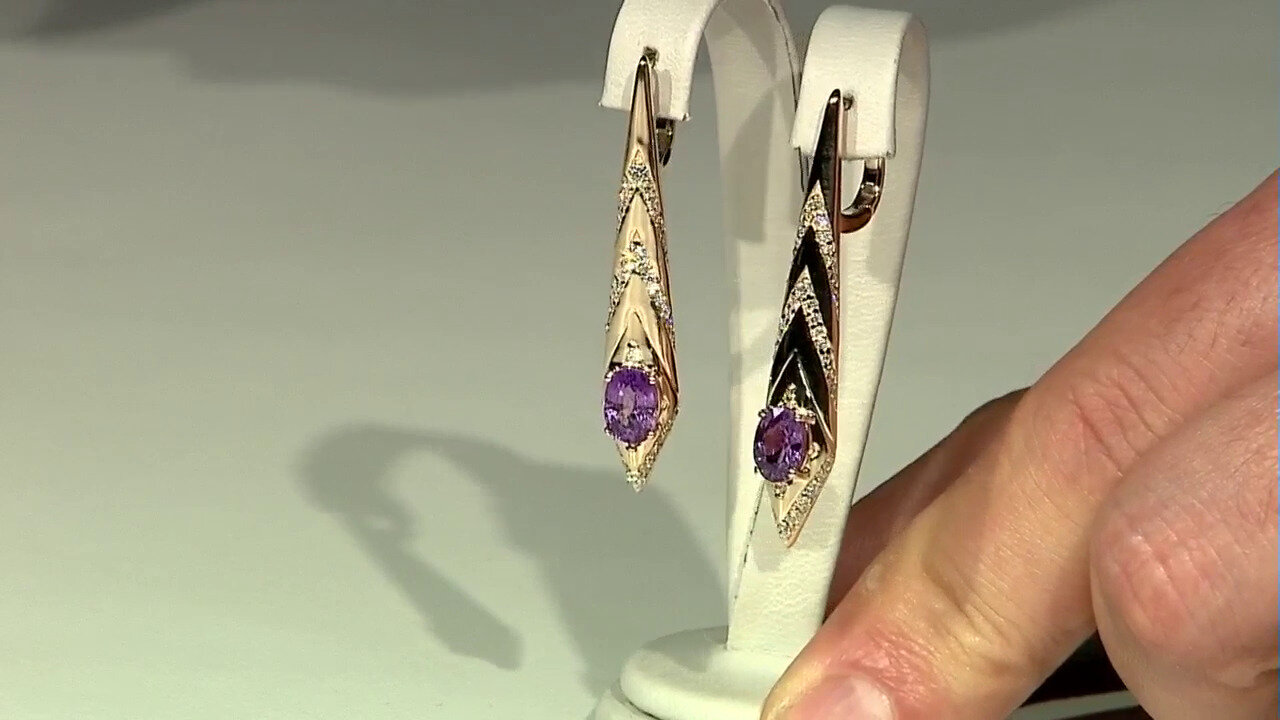 Video 14K Unheated Ceylon Purple Sapphire Gold Earrings (de Melo)