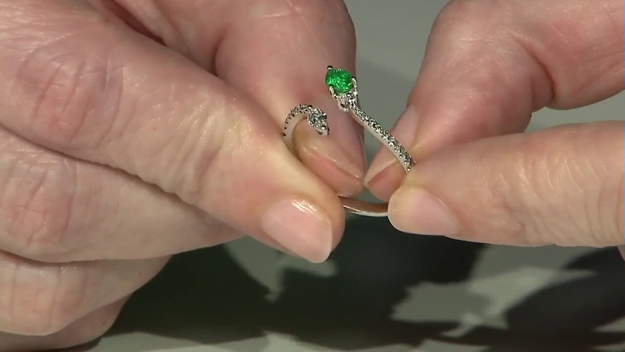 Video 18K Colombian Emerald Gold Ring (CIRARI)