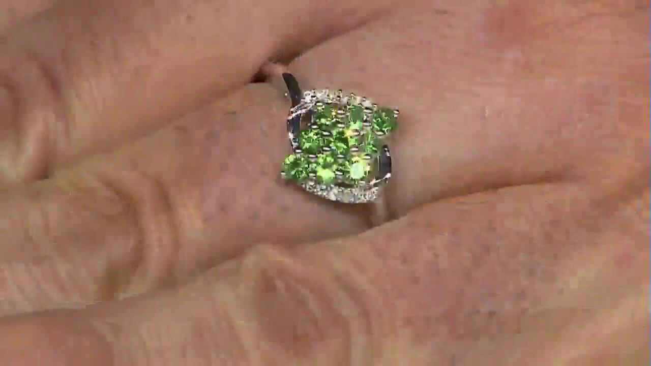 Video Anello in argento con Tsavorite della Tanzania