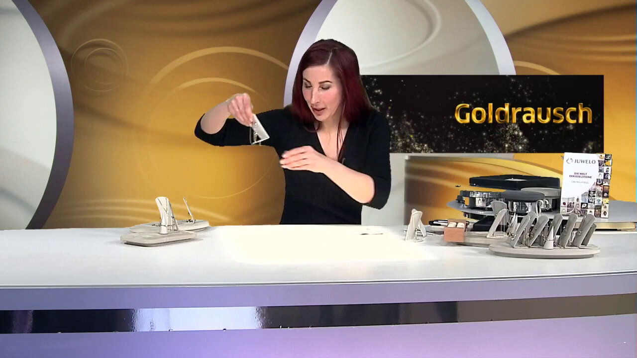 Video 9K Rhodolite Gold Pendant