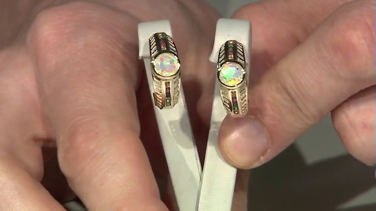 Video 9K Welo Opal Gold Earrings (Ornaments by de Melo)
