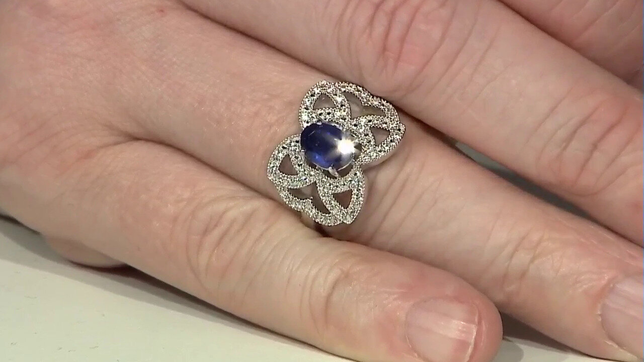 Video Madagascar Blue Sapphire Silver Ring
