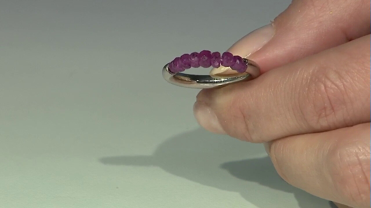 Video Zilveren ring met Ceylon roze saffieren