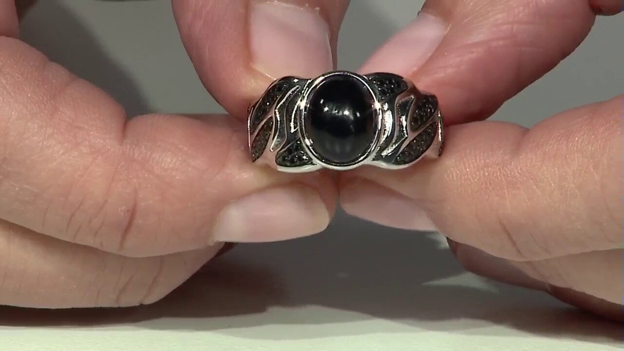 Video Zilveren ring met een zwarte onyx