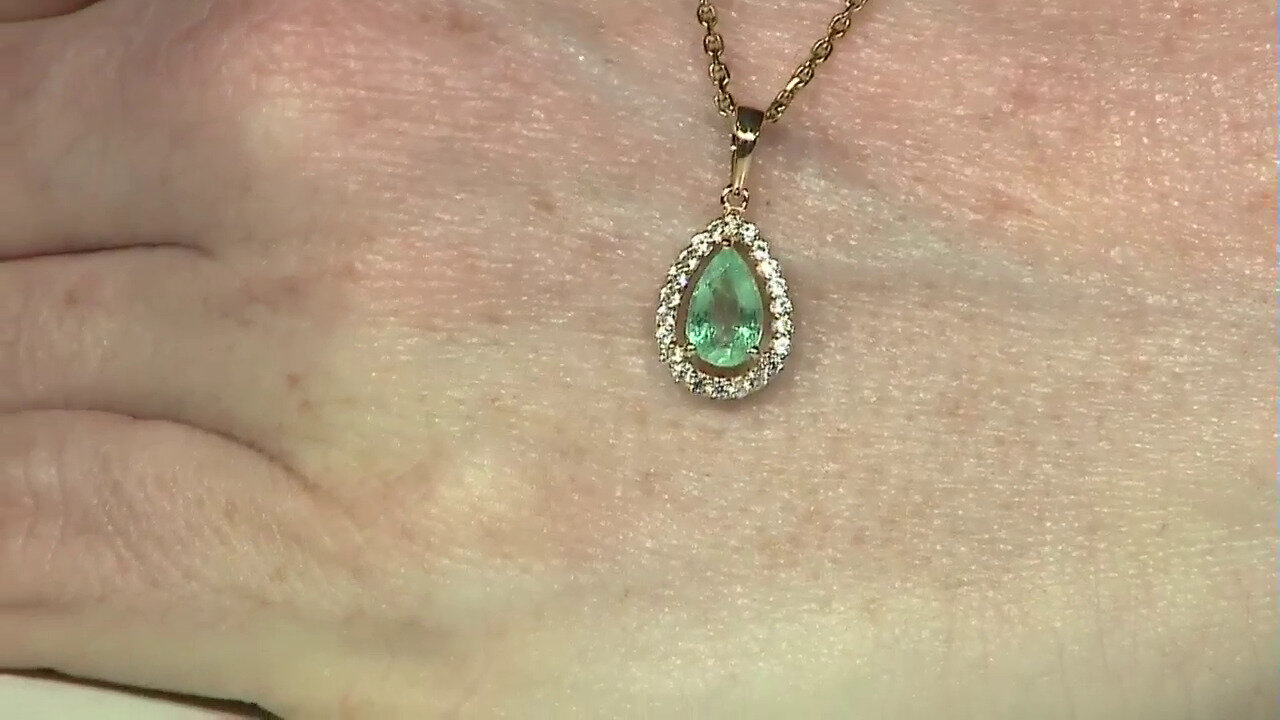 Video 9K Russian Emerald Gold Pendant