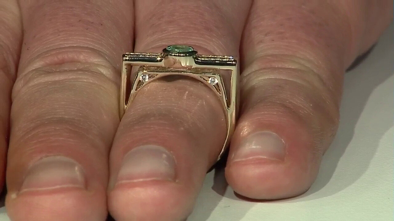 Video 9K Colombian Emerald Gold Ring (de Melo)