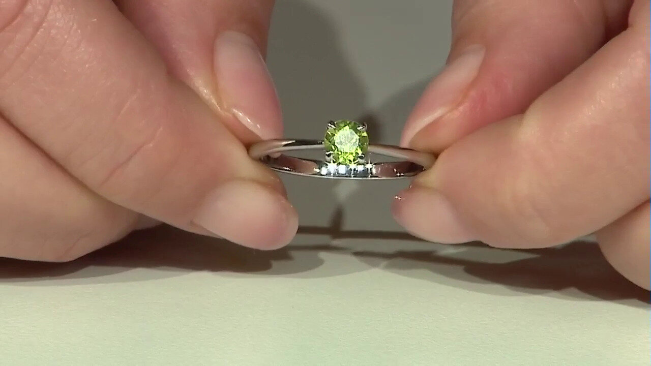 Video Bague en argent et Péridot