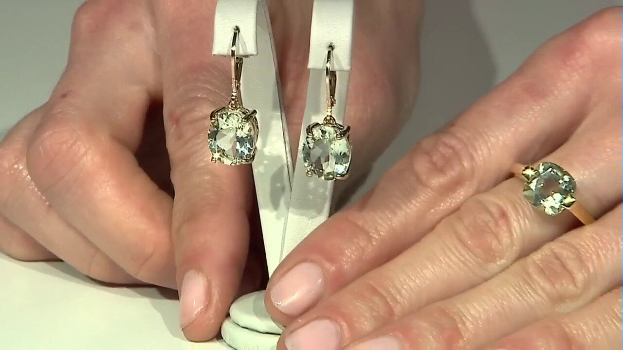 Video Zilveren oorbellen met groene amethisten