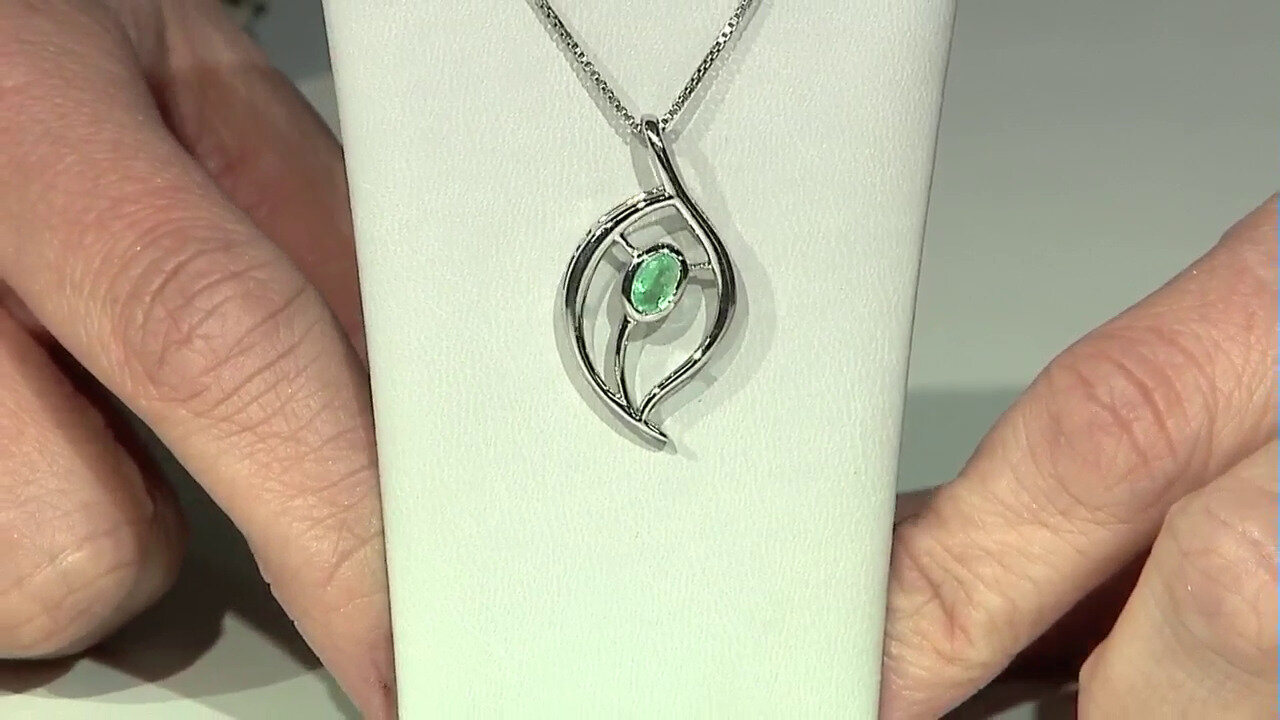Video Russian Emerald Silver Pendant