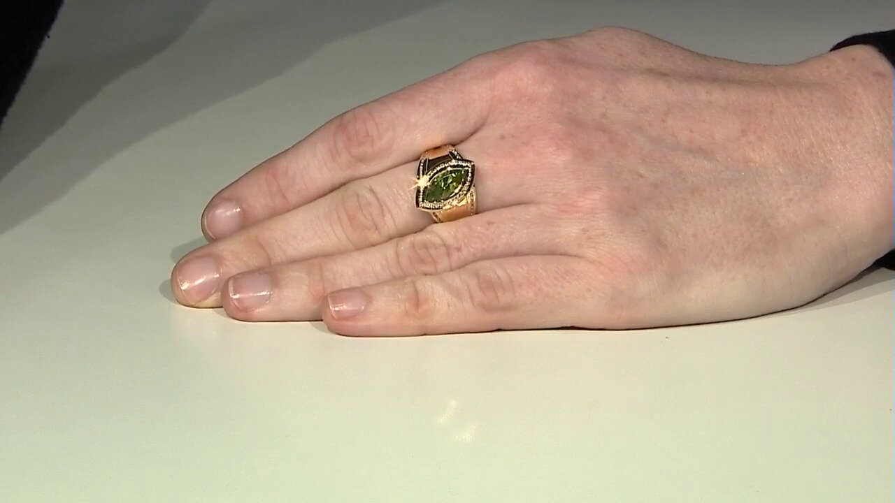 Video Peridot Silver Ring (de Melo)