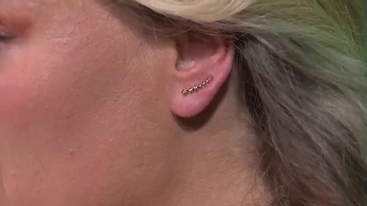 Video Boucles d'oreilles en or et Diamant rose de France SI1 d'Argyle  (Annette)