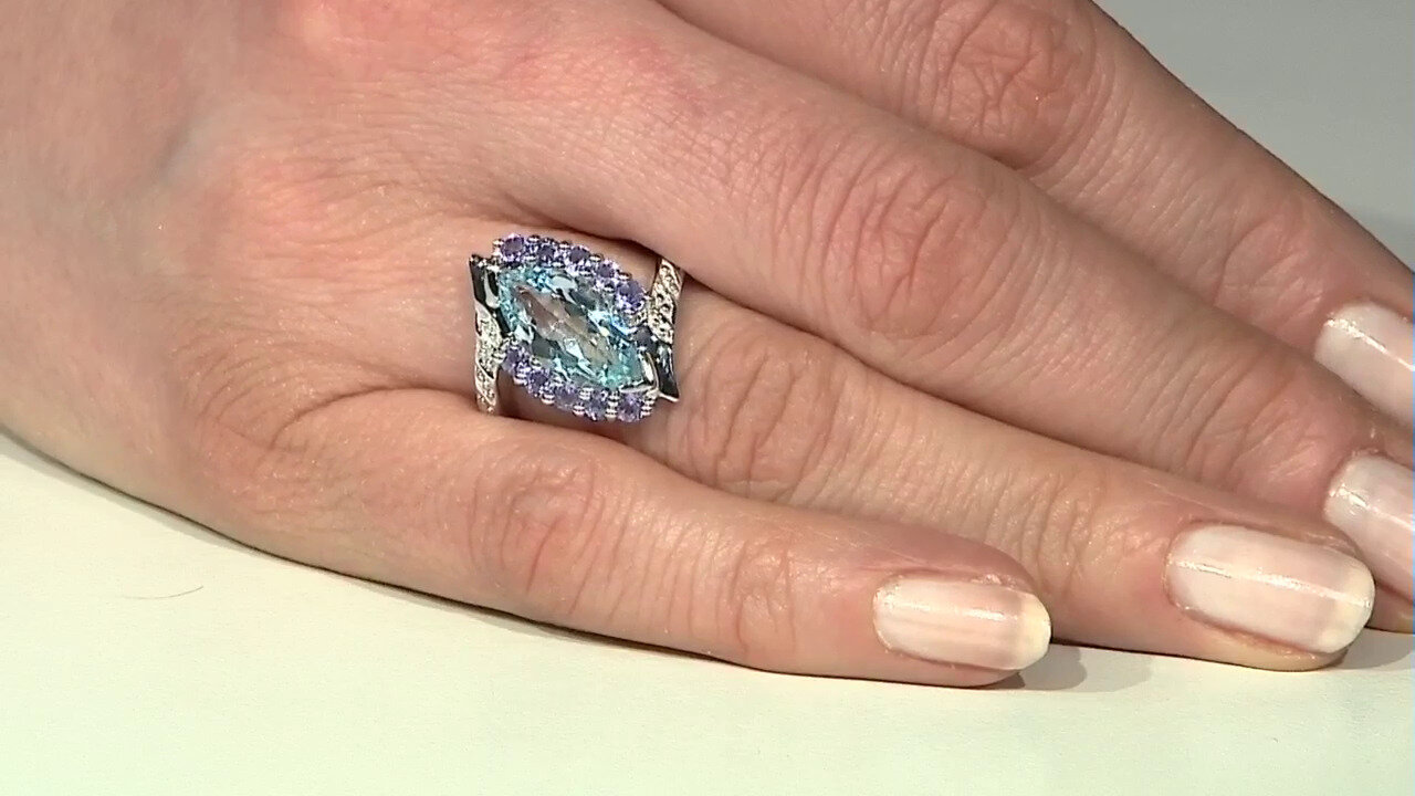 Video Zilveren ring met een hemel-blauwe topaas