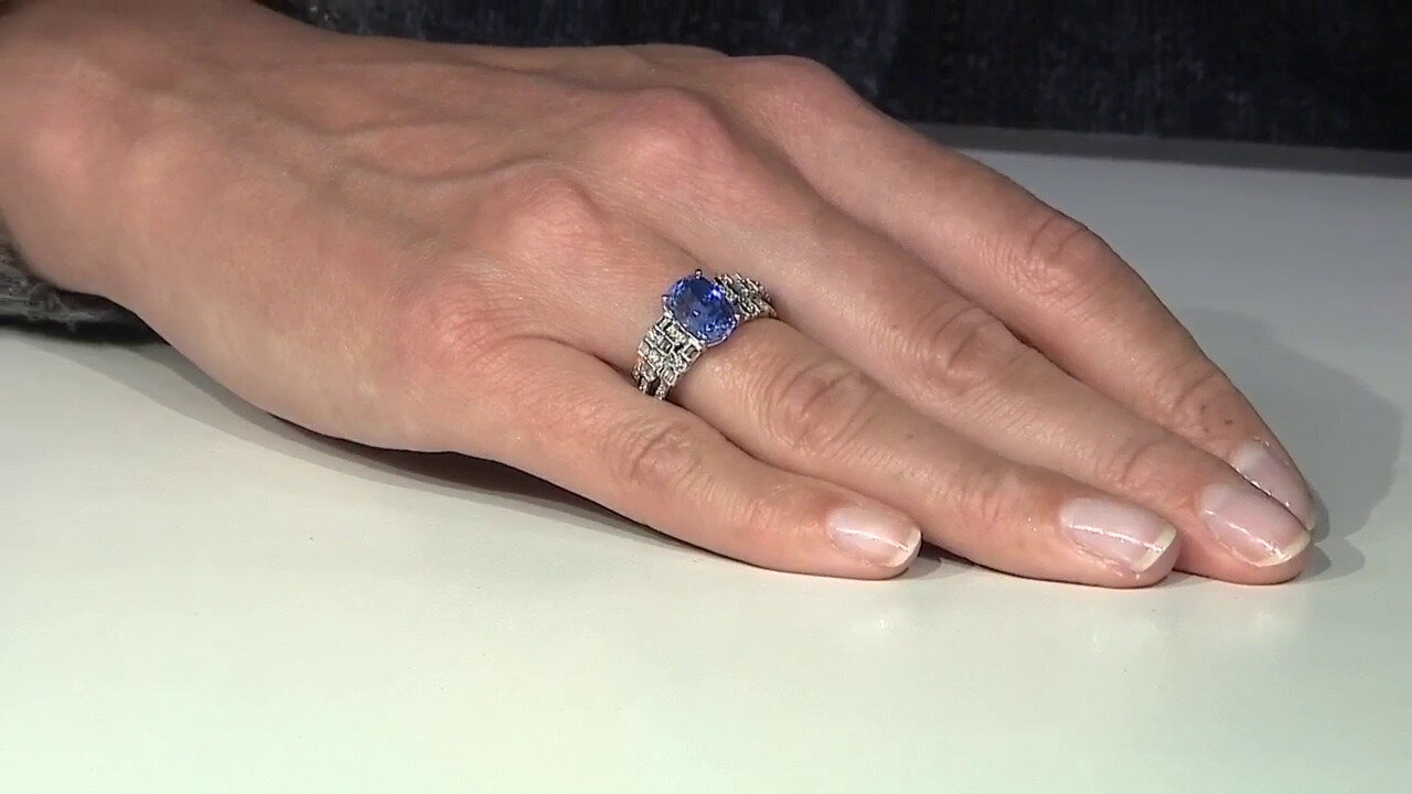 Video Gouden ring met een Blauwe Ceylon saffier