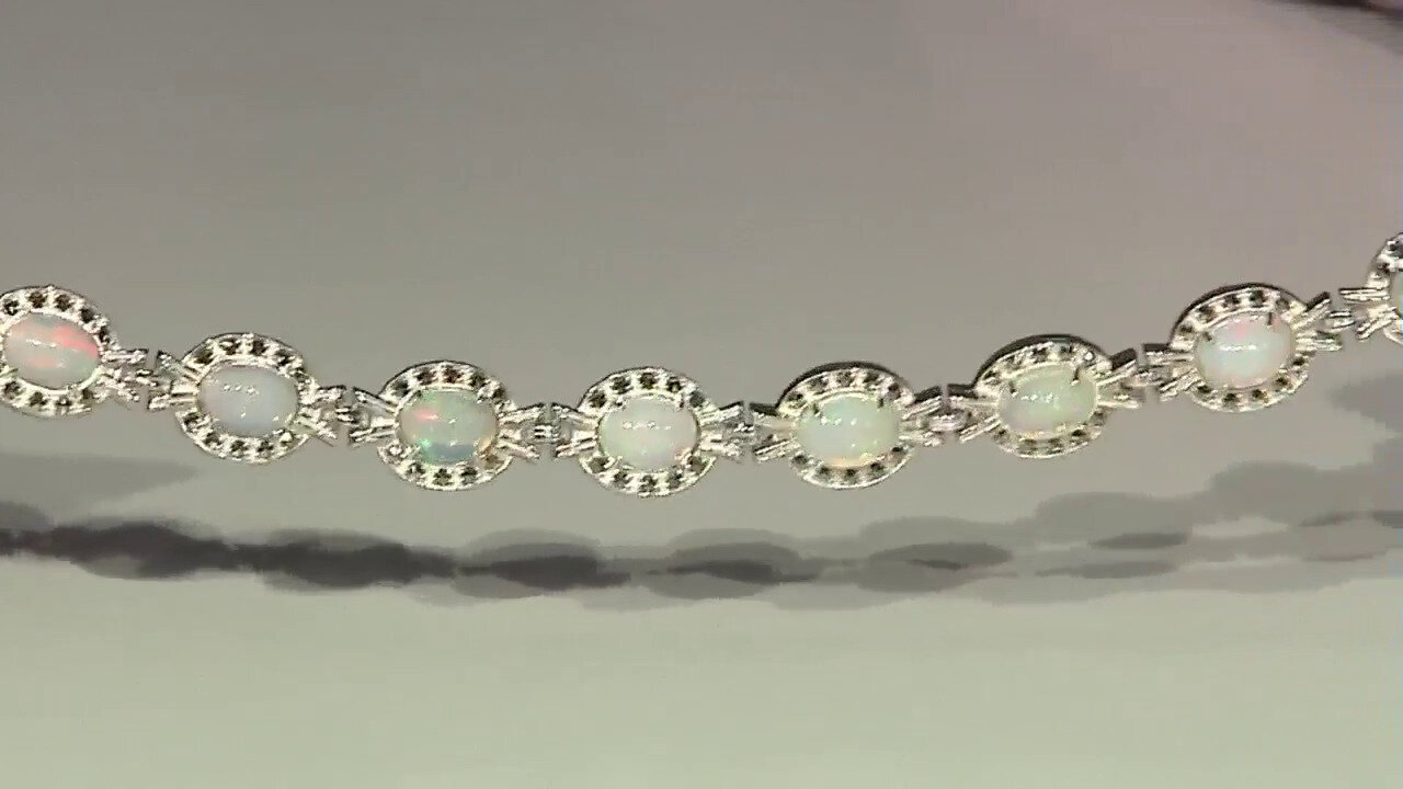 Video Zilveren hanger met een Welo-opaal (Annette classic)