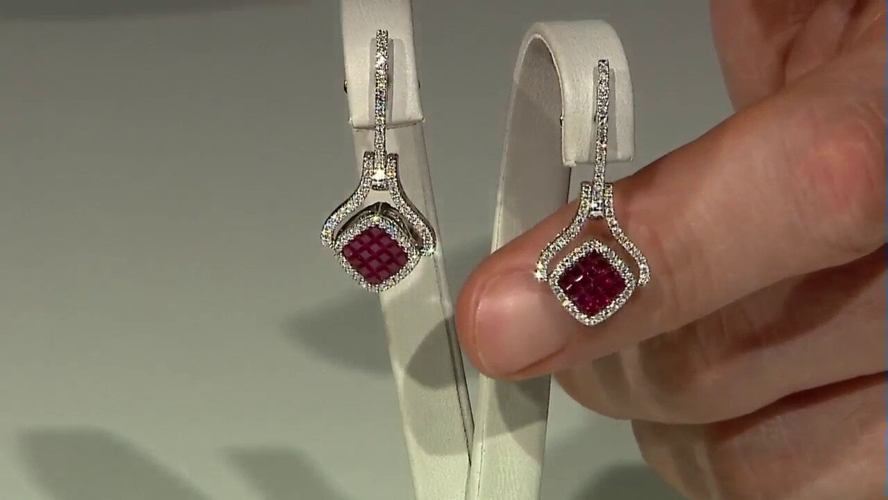 Video 18K Burmese Ruby Gold Earrings (Estée Collection)