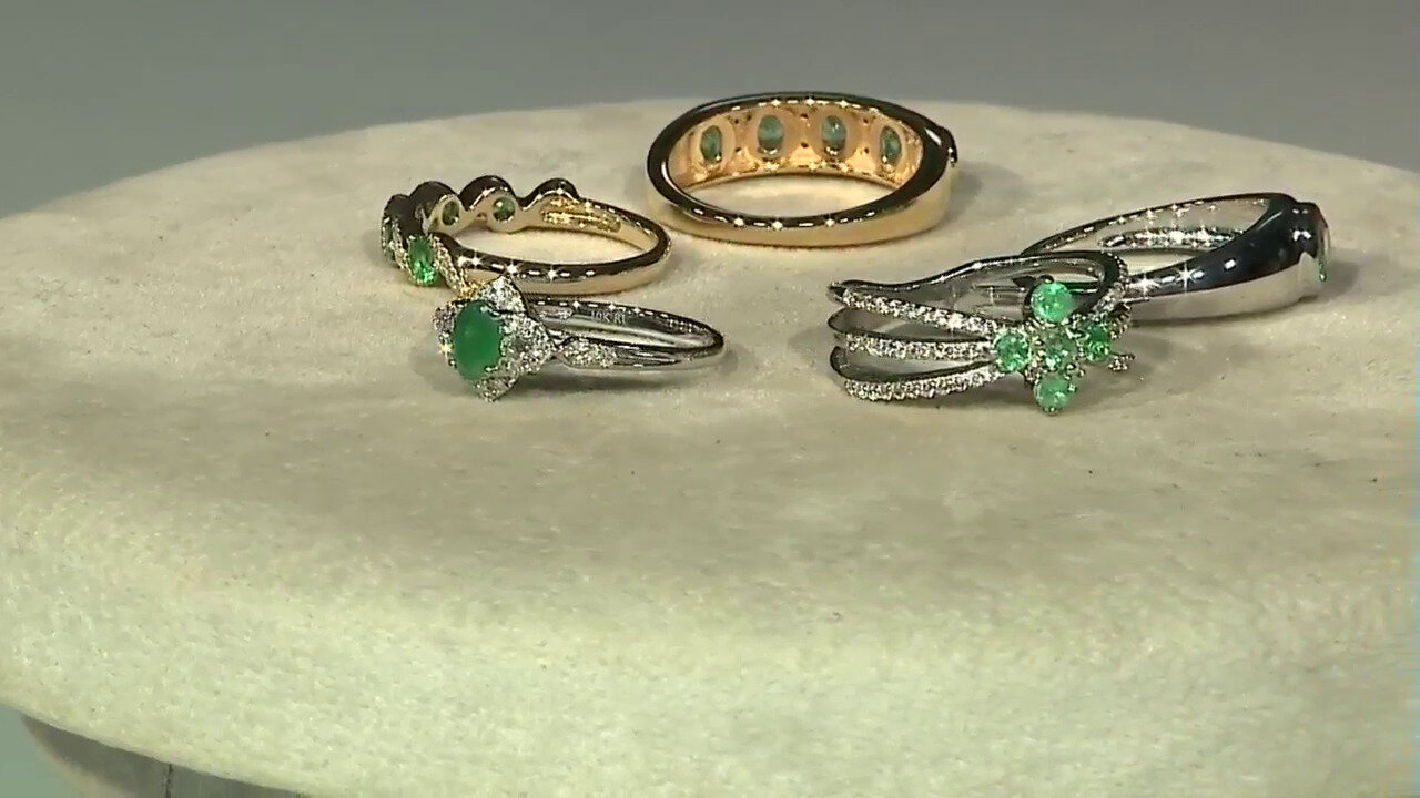 Video Zilveren ring met Russische smaragden