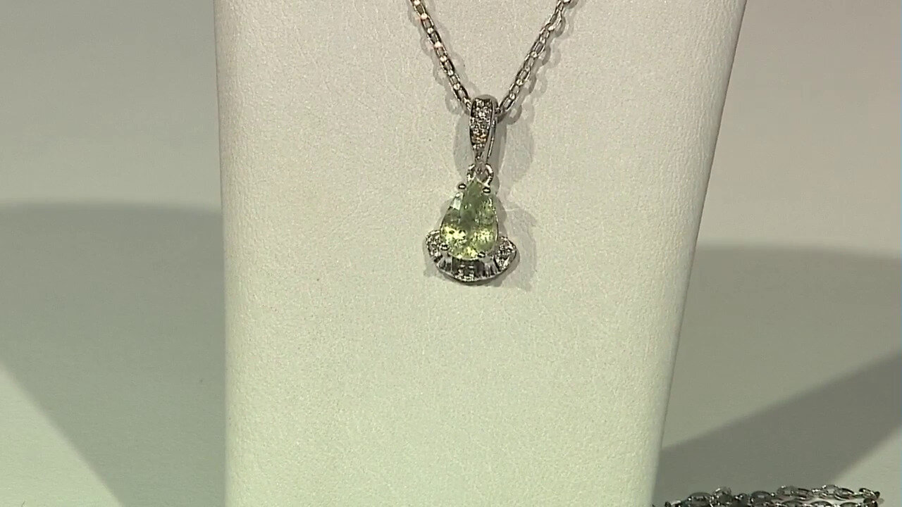 Video Cuprian Tourmaline Silver Pendant