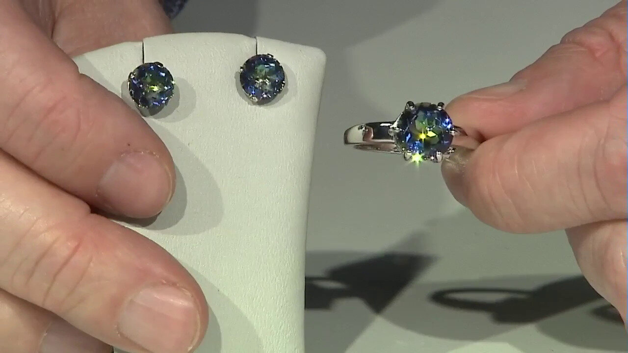Video Zilveren ring met een blauwe mystieke kwarts