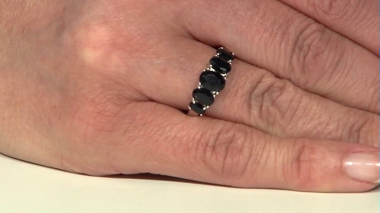 Video Zilveren ring met een zwarte onyx