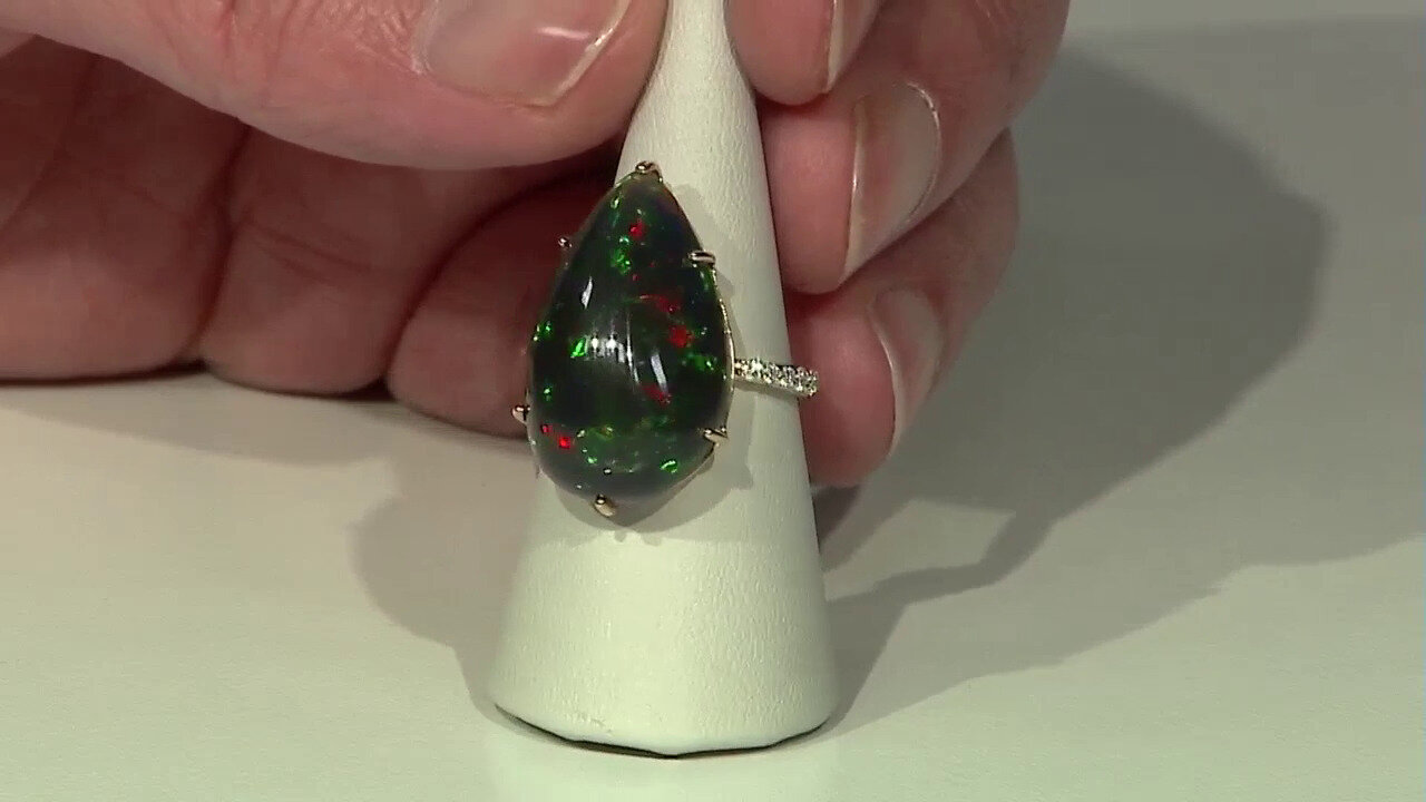 Video Orecchini in argento con Opale di Welo