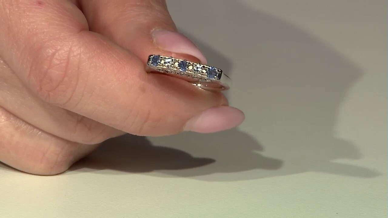 Video Zilveren ring met Kanchanaburi saffieren