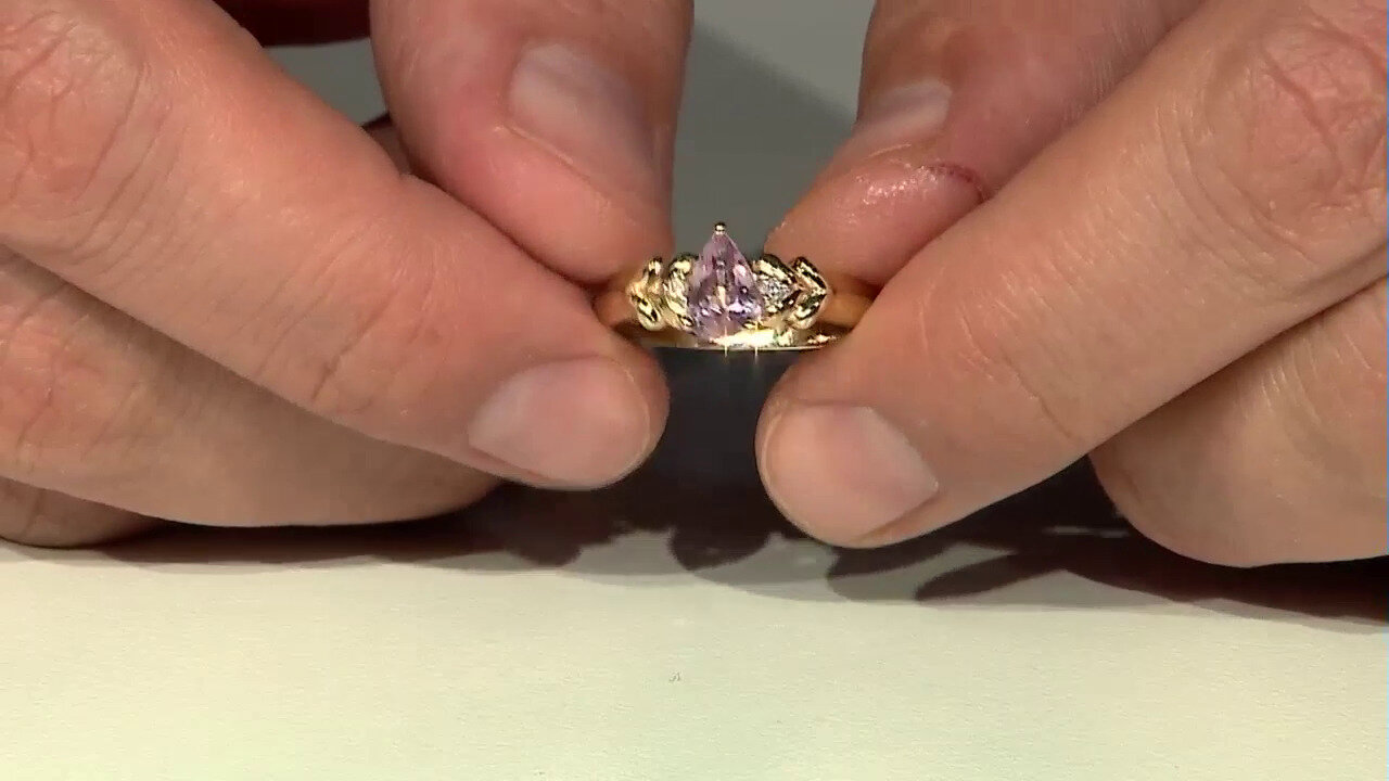 Video Gouden ring met een roze koper toermalijn