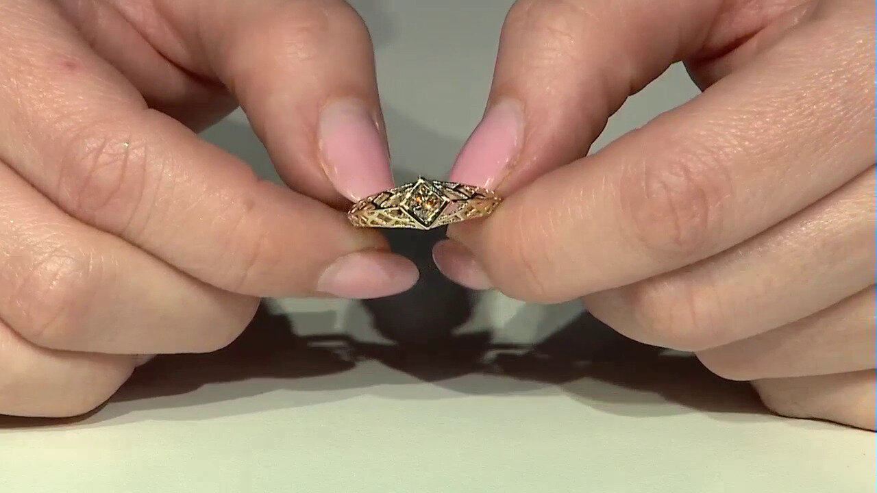 Video Gouden ring met een I2 Champagne Diamant (Ornaments by de Melo)