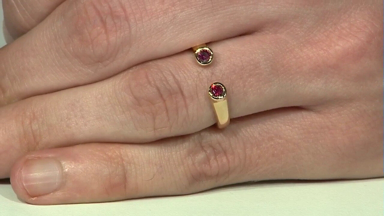 Video Bague en argent et Spinelle rouge noble