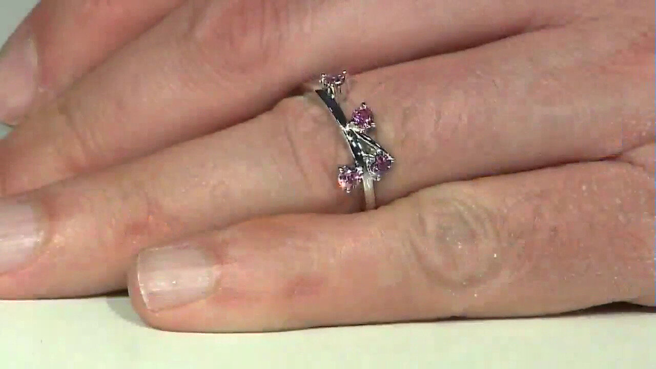 Video Bague en argent et Grenat de Malaya
