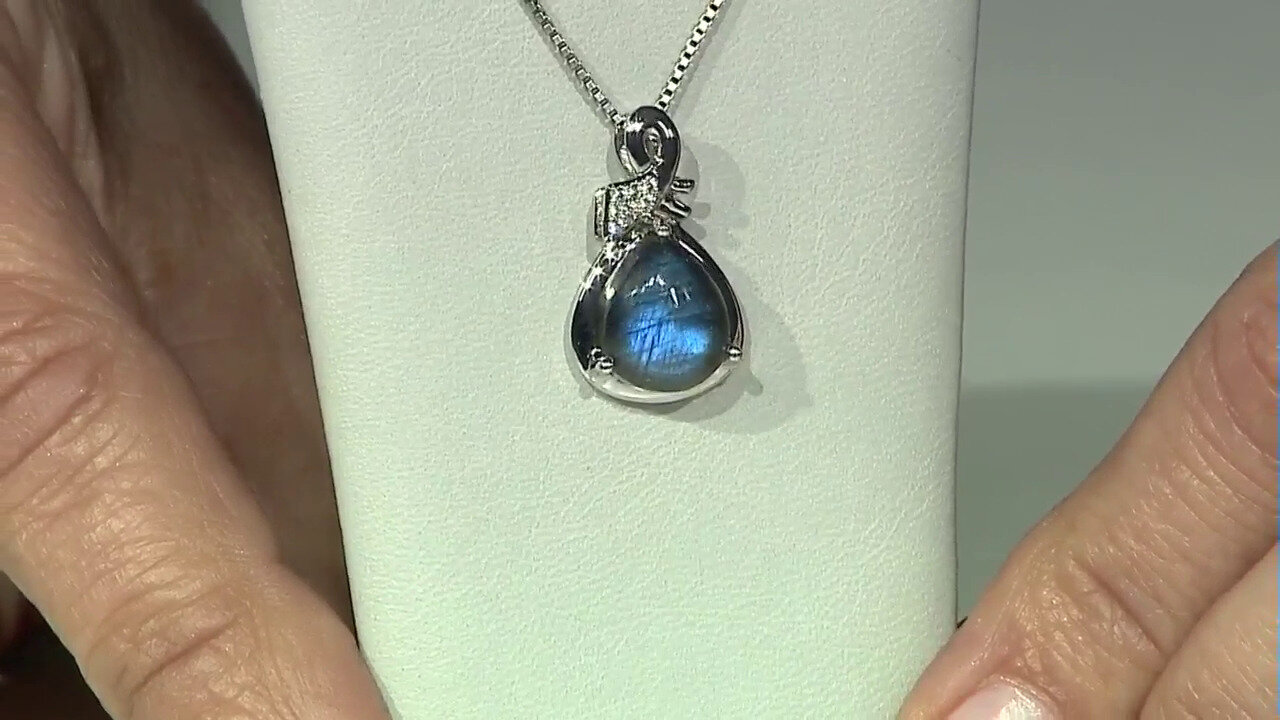 Video Labradorite Silver Pendant