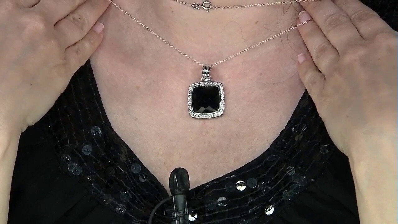 Video Zilveren halsketting met een zwarte agaat