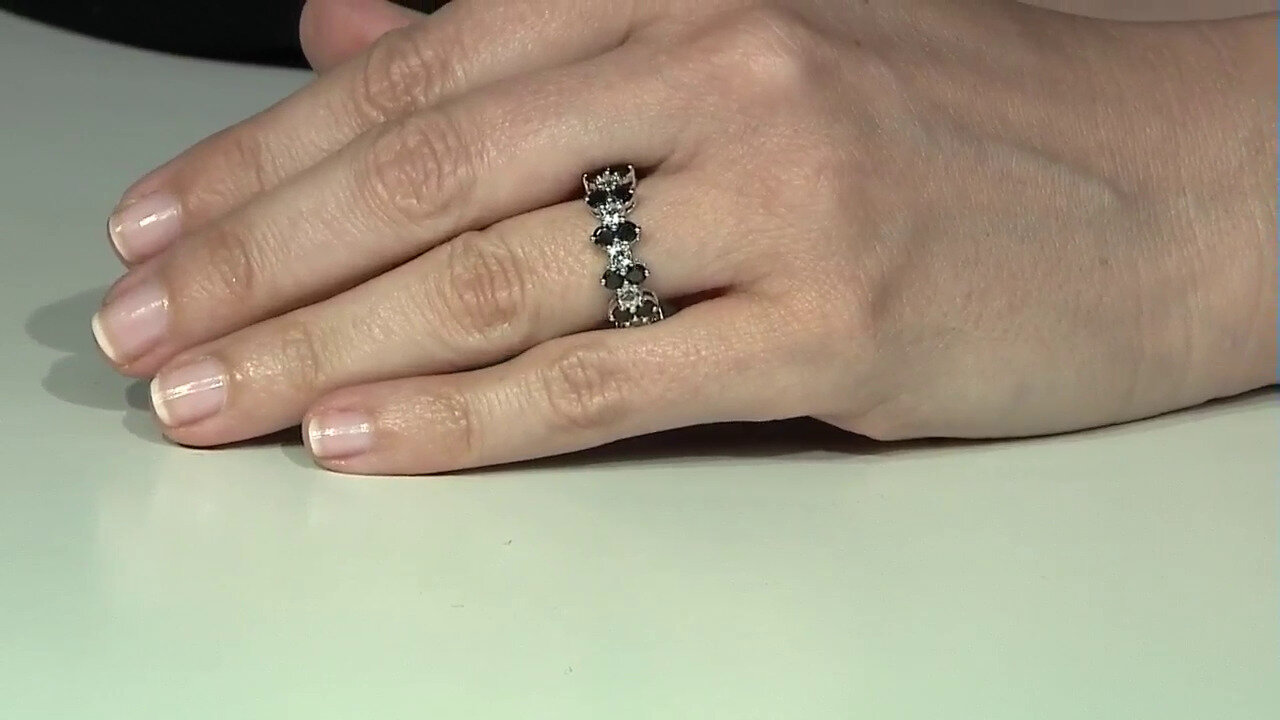 Video Anillo en plata con Espinela negra