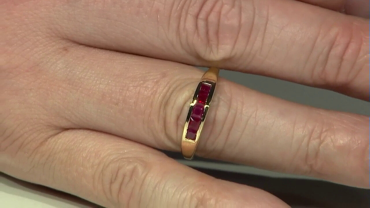Video Mozambique Ruby Silver Ring