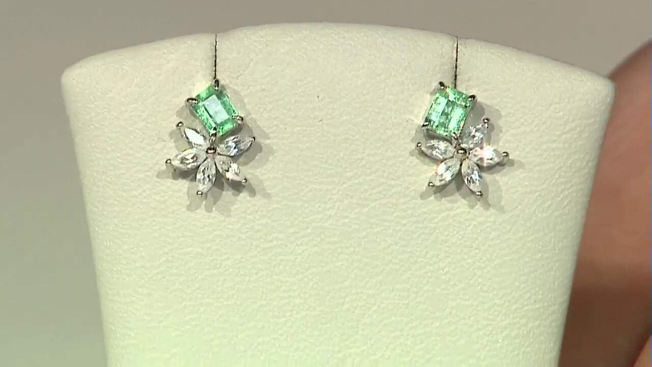 Video Russian Emerald Silver Earrings