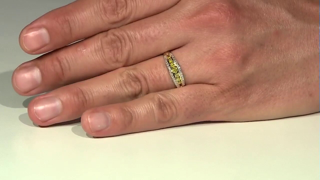 Video Bague en or et Diamant jaune I2