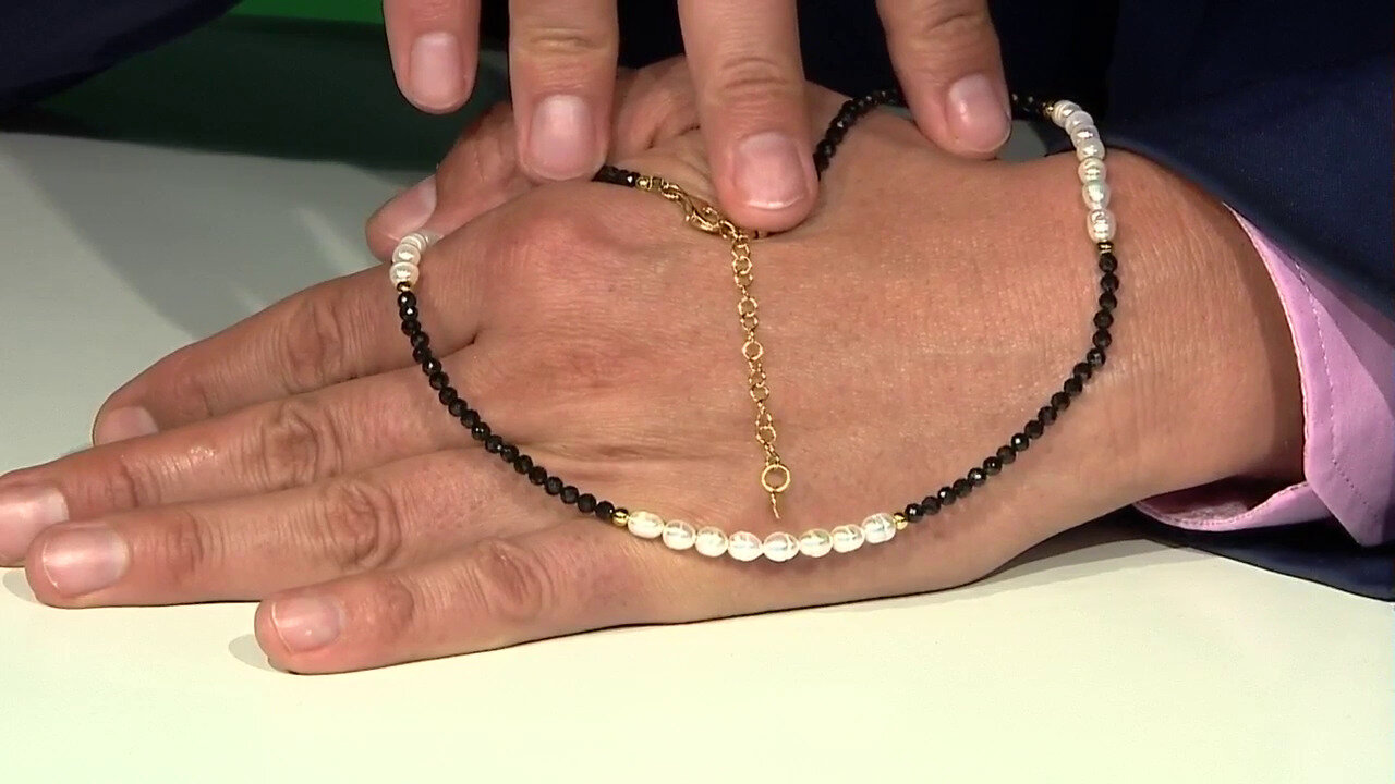 Video Zilveren halsketting met zwarte spinelstenen (Riya)