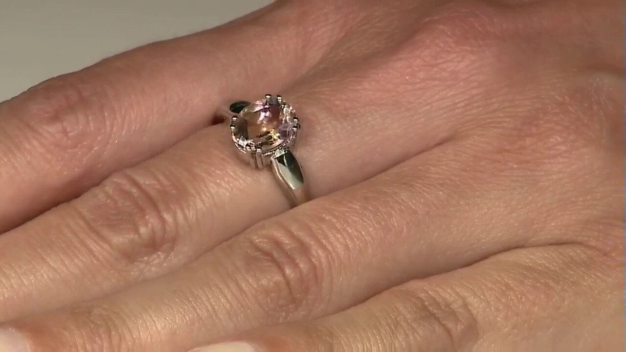 Video Zilveren ring met een ametrien