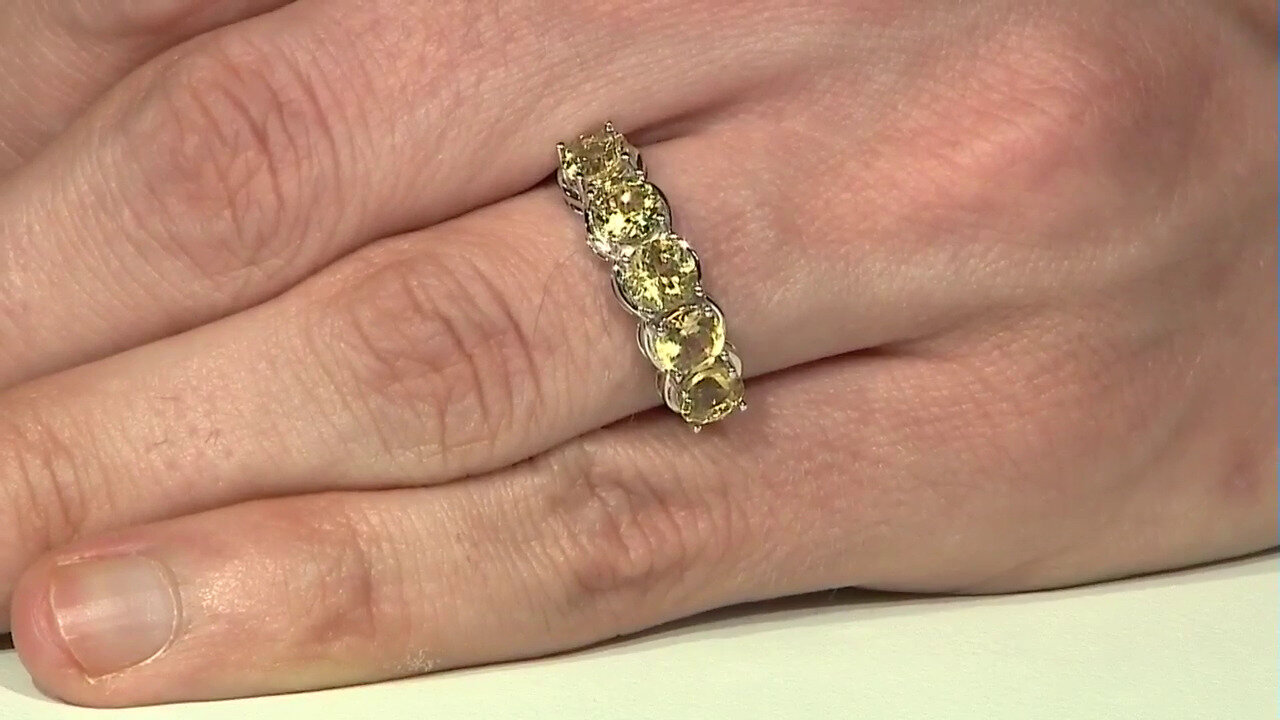 Video Zilveren ring met gele berillstenen