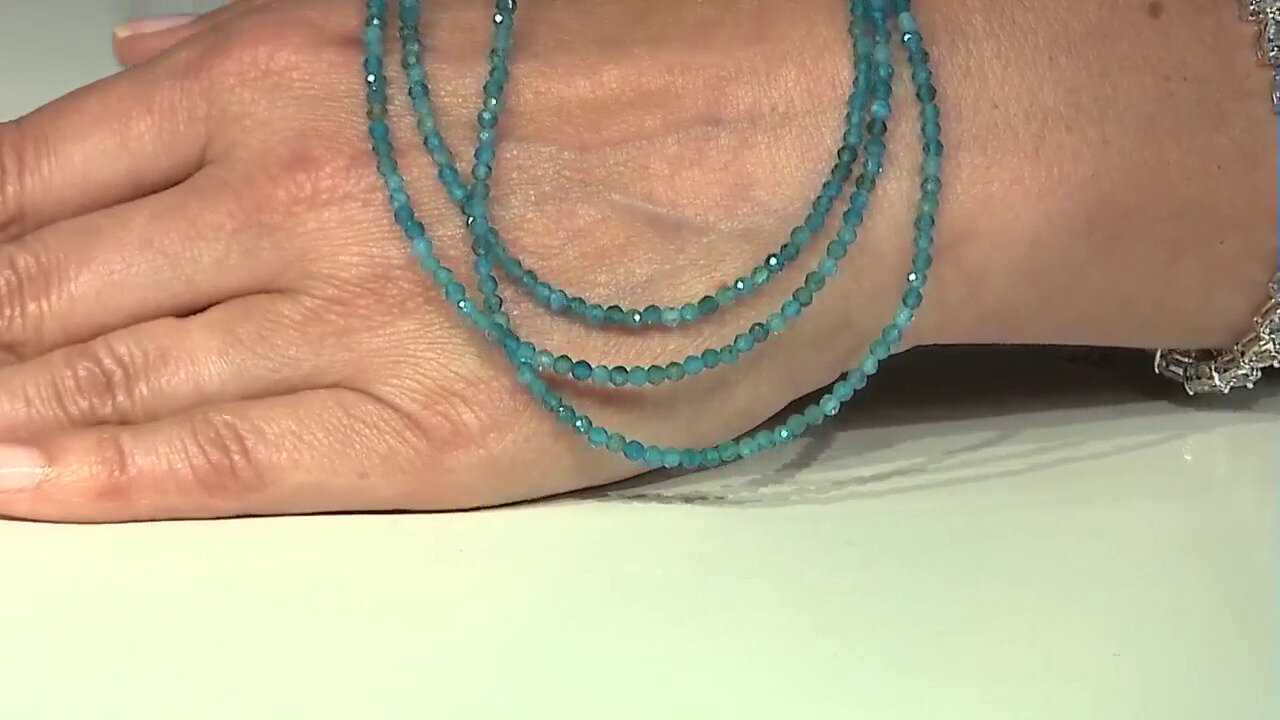 Video Zilveren halsketting met neon blauwe apatieten