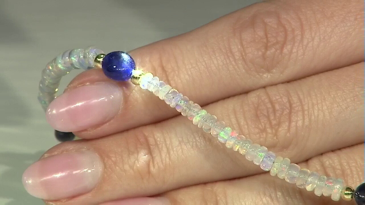 Video Zilveren halsketting met Blauwe Bemainty Saffieren (Riya)