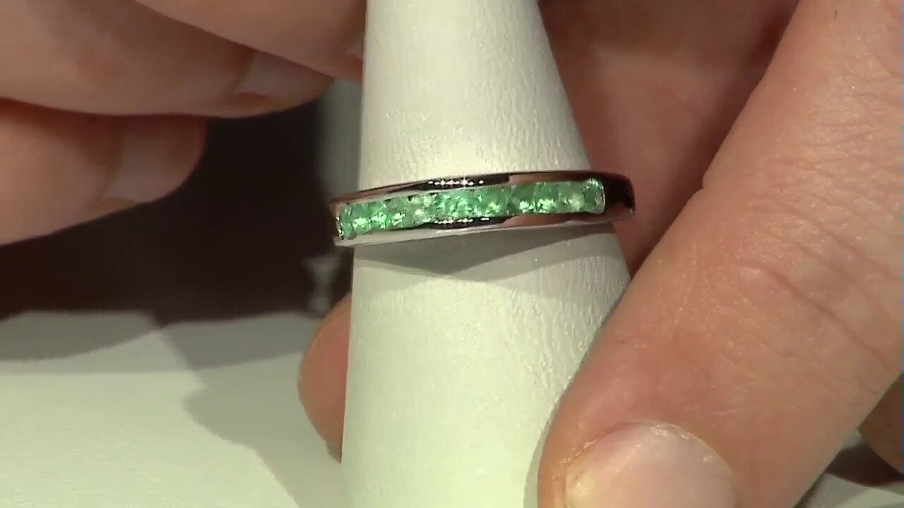 Video Colombian Emerald Silver Ring (de Melo)