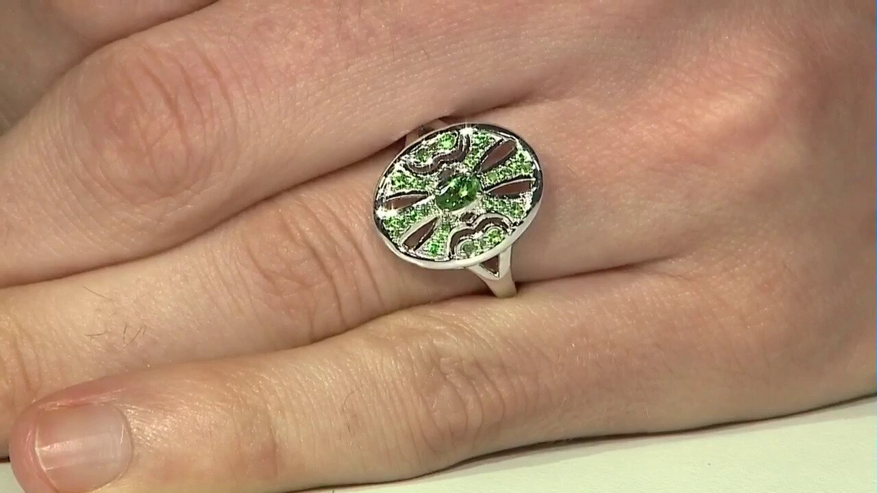 Video Zilveren ring met een tsavoriet