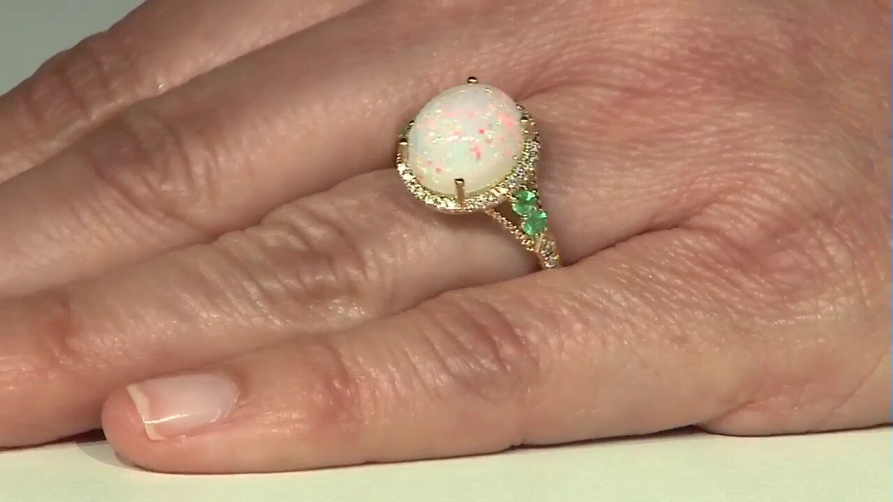 Video Gouden ring met een AAA Welo-opaal (CIRARI)