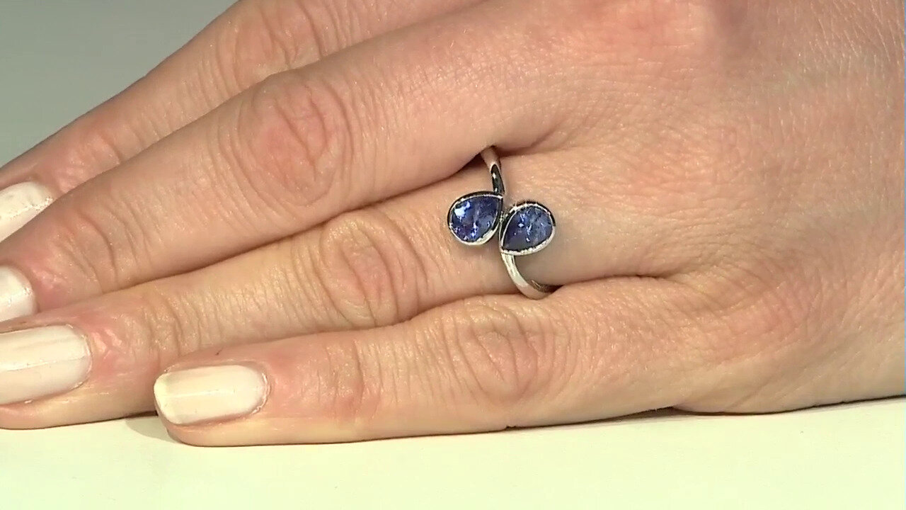 Video AAA Tanzanite Platinum Ring (KM by Juwelo)