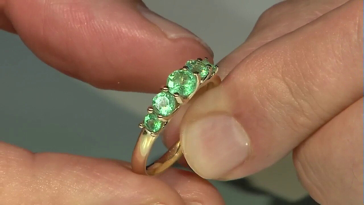 Video 9K Colombian Emerald Gold Ring (de Melo)