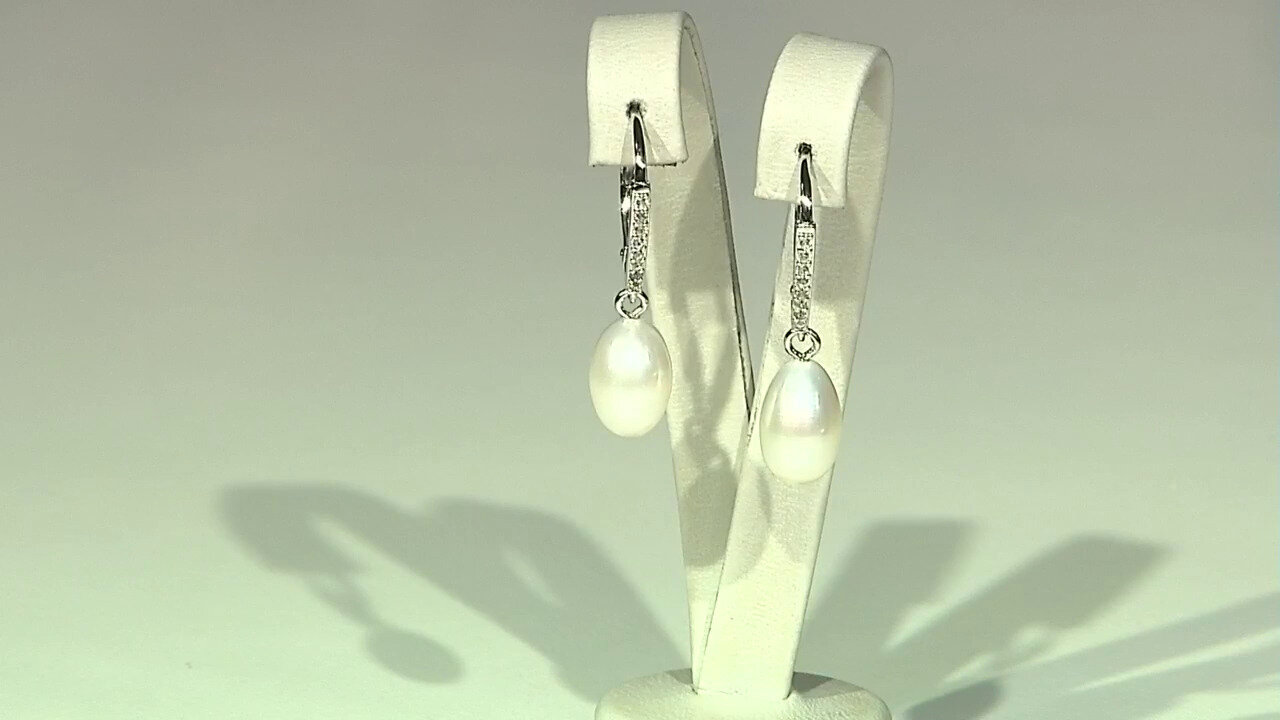 Video White Freshwater Pearl Silver Earrings