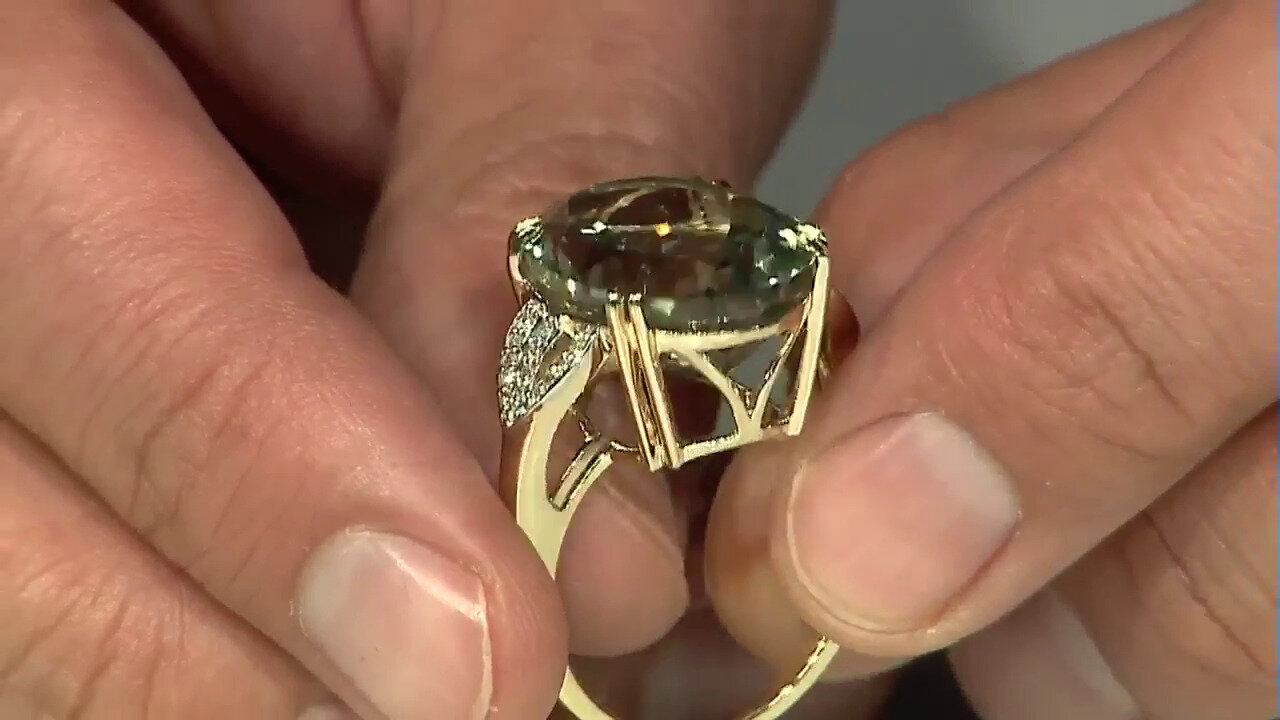 Video Gouden ring met een Rio Grande groene amethist