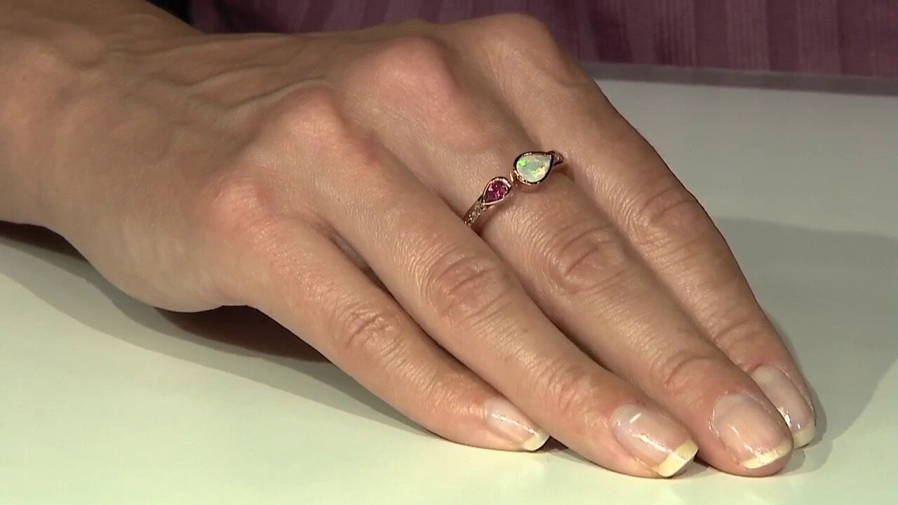 Video Welo Opal Silver Ring